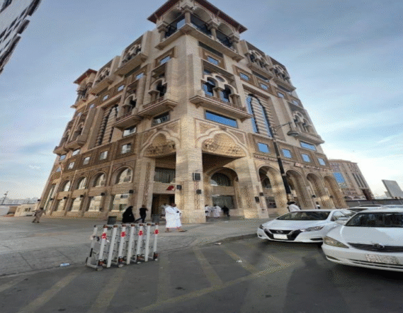 Taif Al Nebras Hotel in Madinah